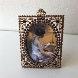 Edgar Berebi Florentine Frame